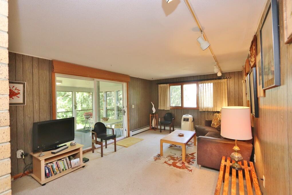 16 Hempstead Avenue Bangor ME 04401