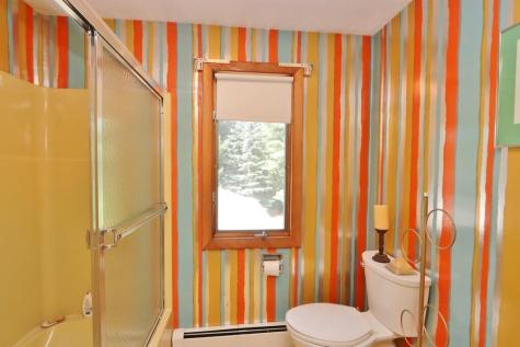 16 Hempstead Avenue Bangor ME 04401