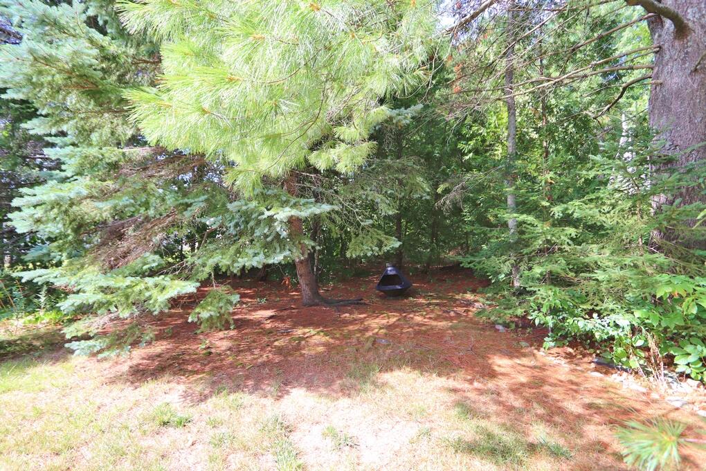 16 Hempstead Avenue Bangor ME 04401