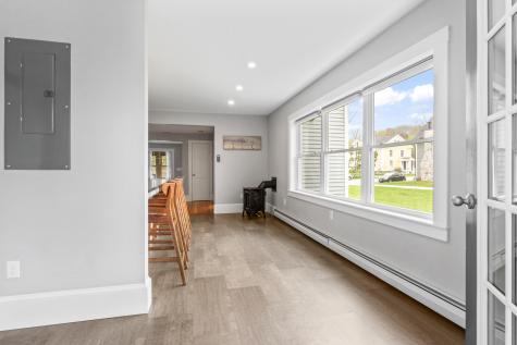 7 John Street Belfast ME 04915