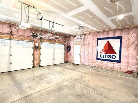 79 Beaulieu Drive Lyman ME 04002