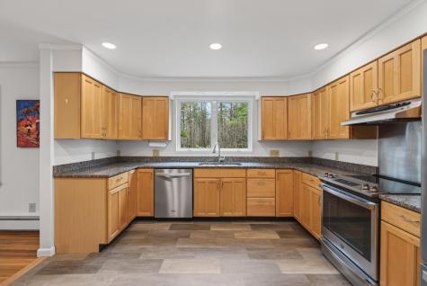 556 Mere Point Road Brunswick ME 04011
