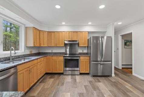 556 Mere Point Road Brunswick ME 04011