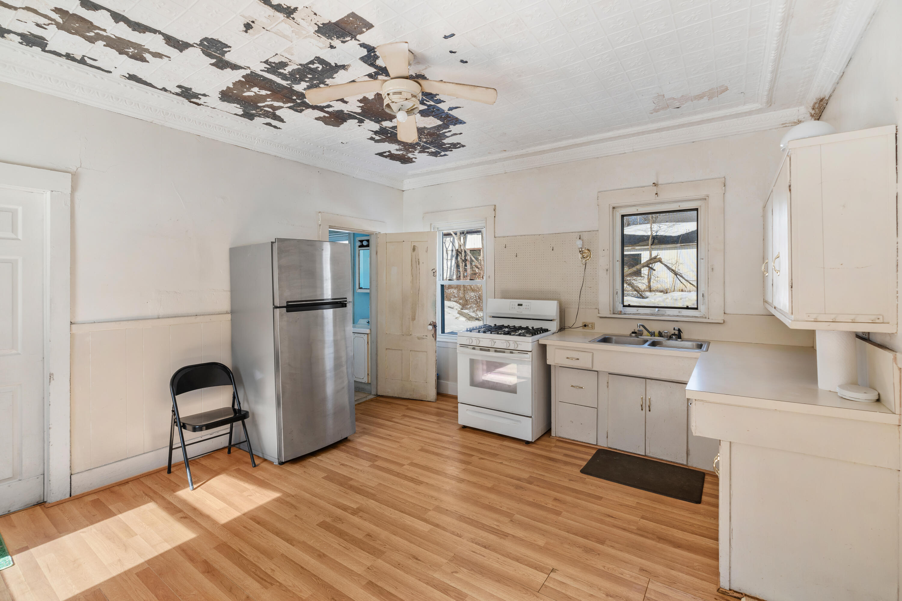 12 Middle Road Woolwich ME 04579