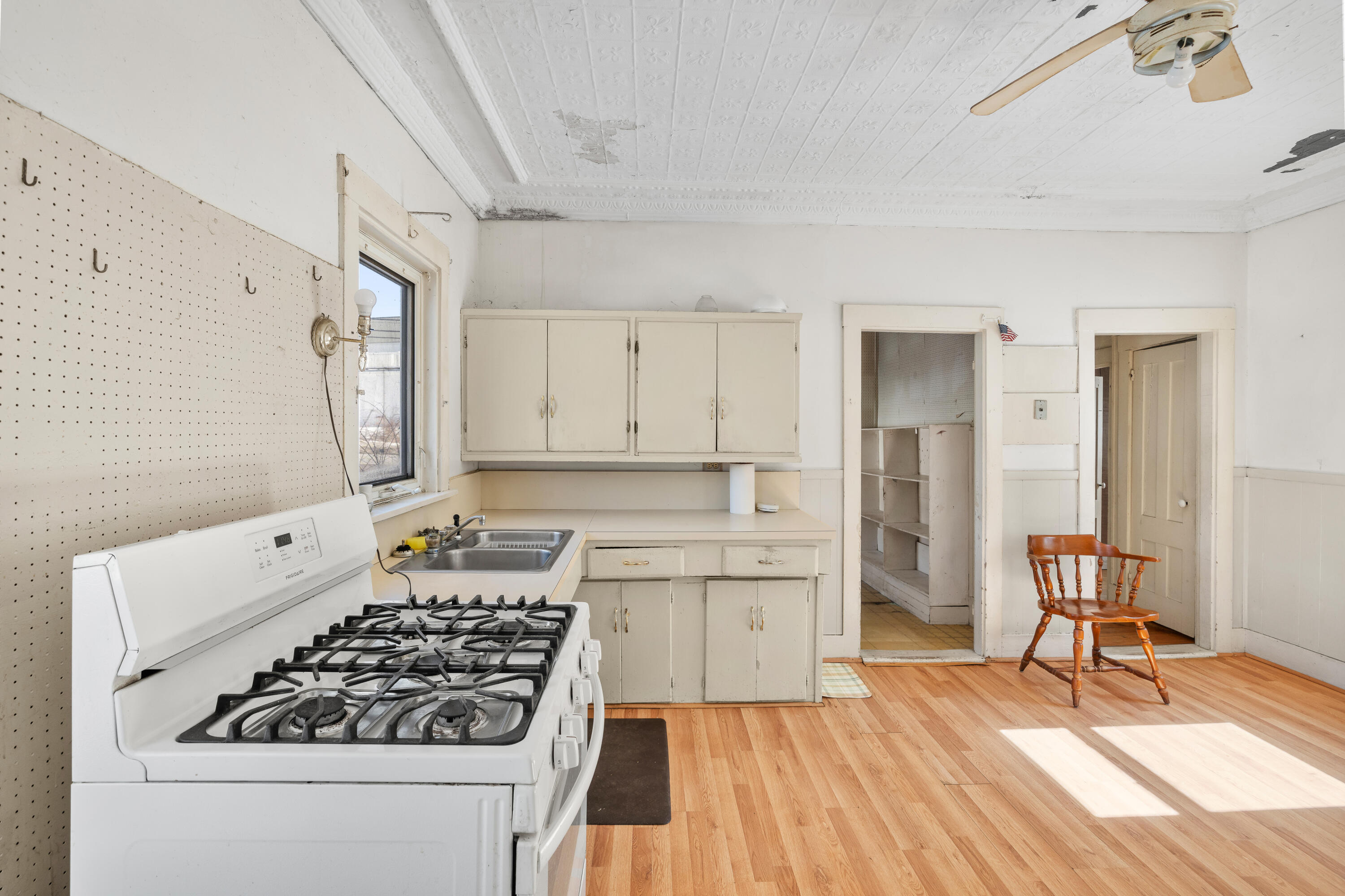 12 Middle Road Woolwich ME 04579