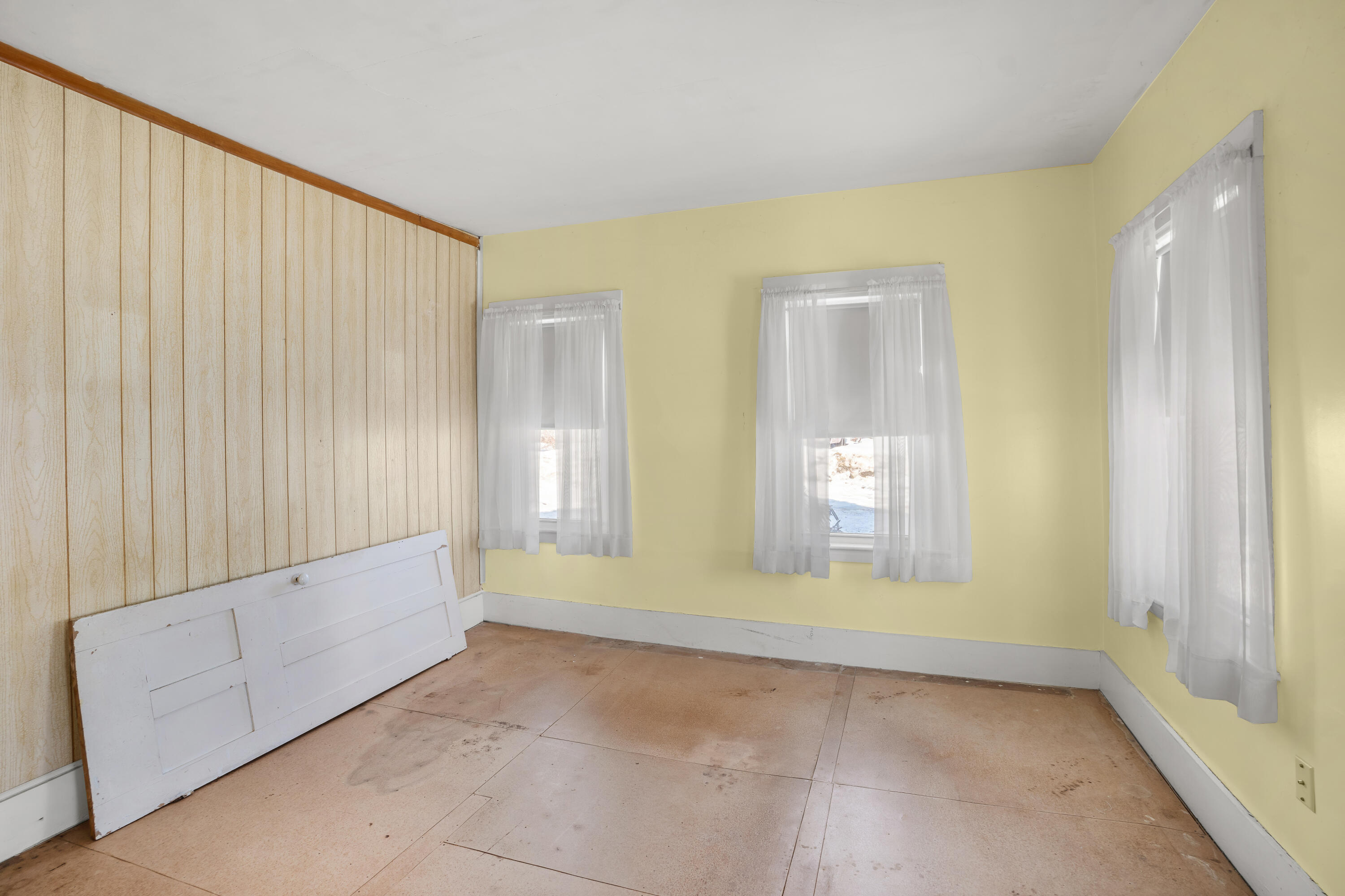 12 Middle Road Woolwich ME 04579