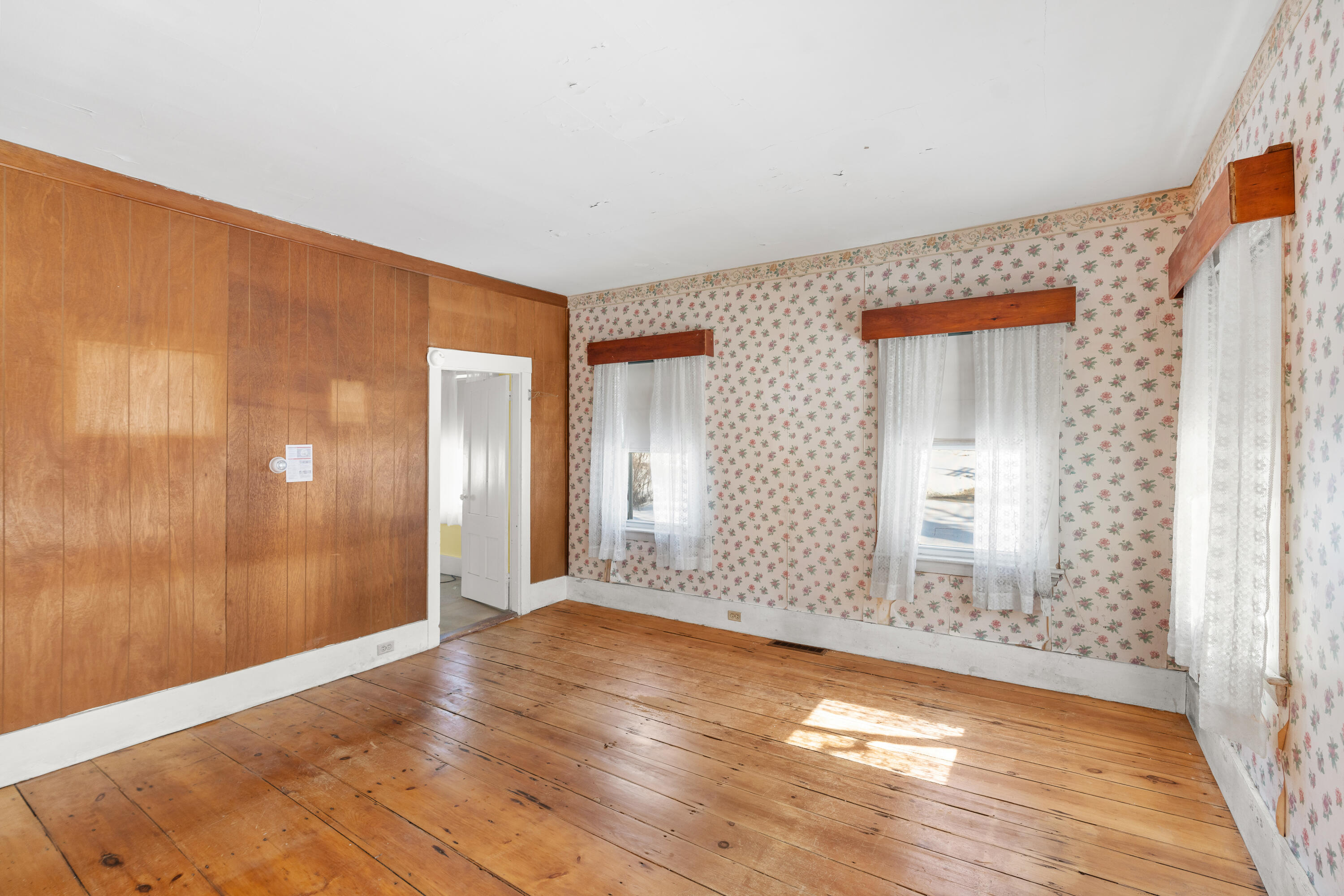 12 Middle Road Woolwich ME 04579