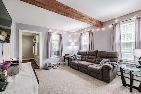 27 Black Cat Road Auburn ME 04210