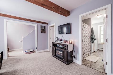 27 Black Cat Road Auburn ME 04210