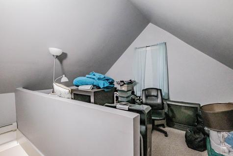 27 Black Cat Road Auburn ME 04210