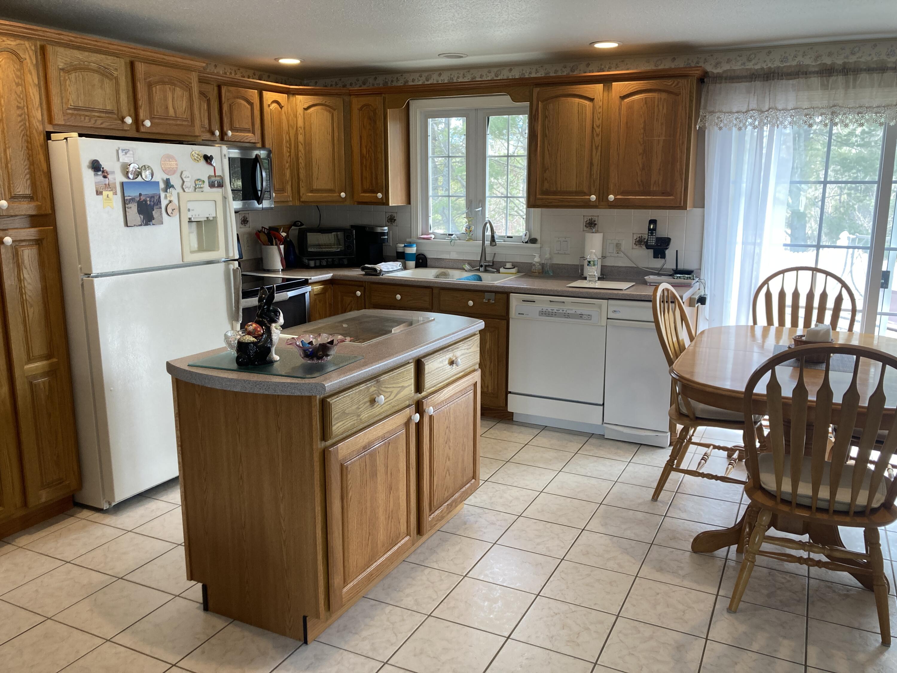 260 North Road Detroit ME 04929