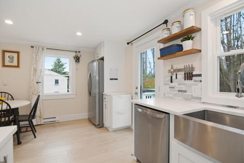 73 Autumn Lane Yarmouth ME 04096