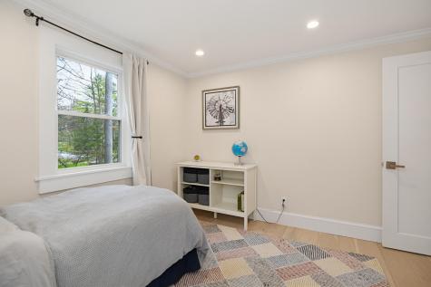 73 Autumn Lane Yarmouth ME 04096