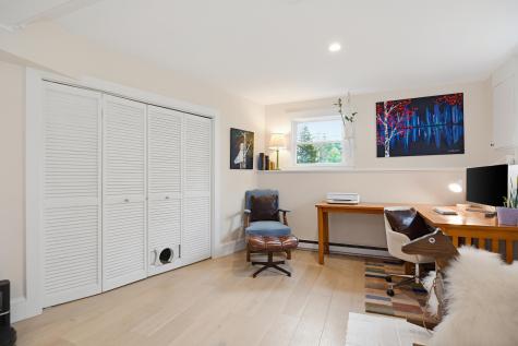 73 Autumn Lane Yarmouth ME 04096