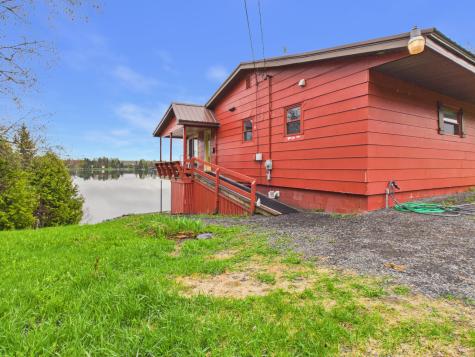 328 Cleveland Road Saint Agatha ME 04772