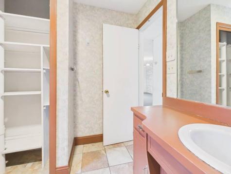 328 Cleveland Road Saint Agatha ME 04772
