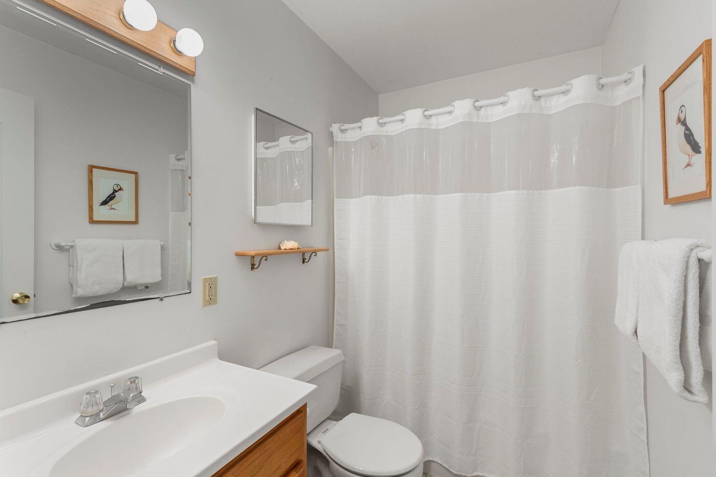 15 Eds Road Camden ME 04843