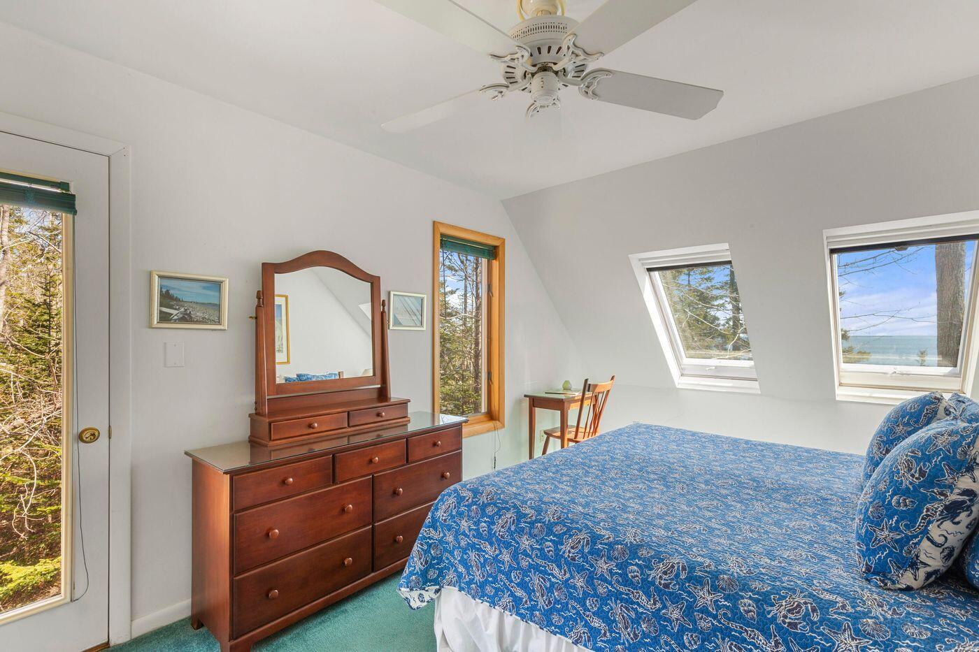 15 Eds Road Camden ME 04843