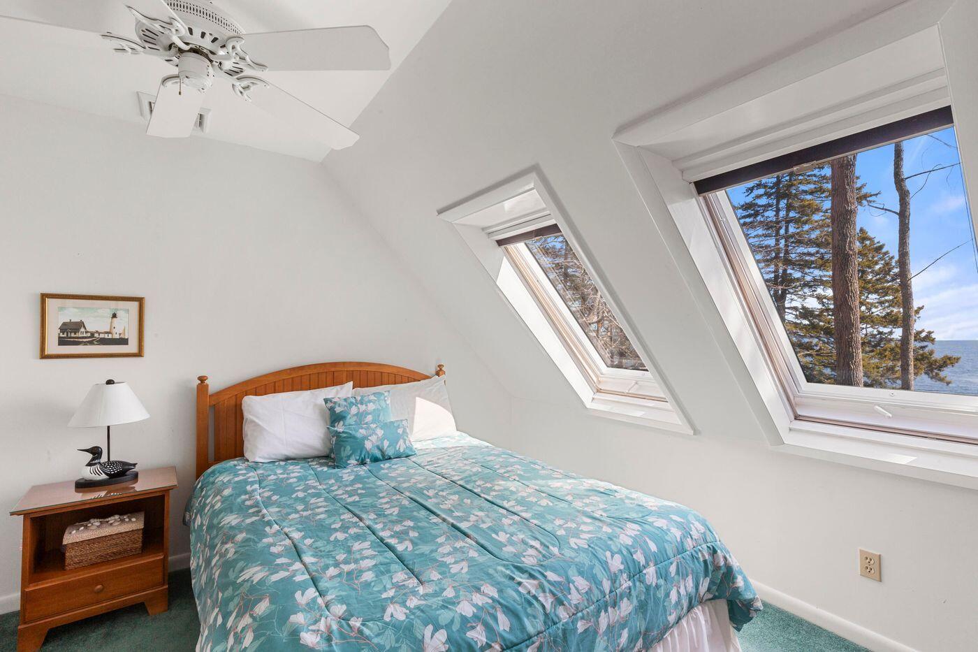 15 Eds Road Camden ME 04843