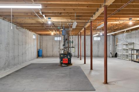 23 Old Post Road Lyman ME 04002