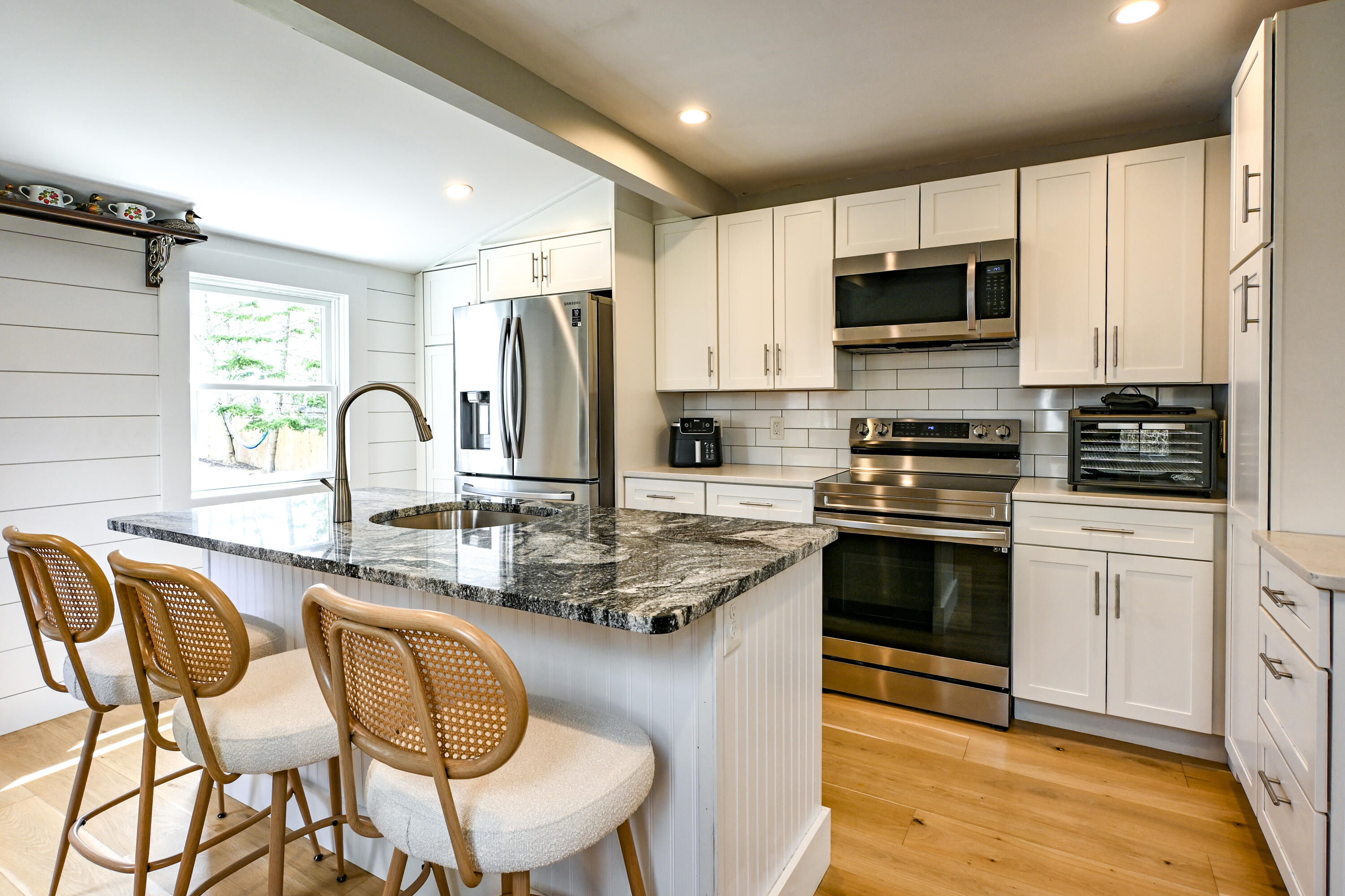 32 Longfellow Drive Cape Elizabeth ME 04107