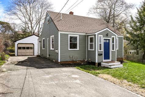 32 Longfellow Drive Cape Elizabeth ME 04107