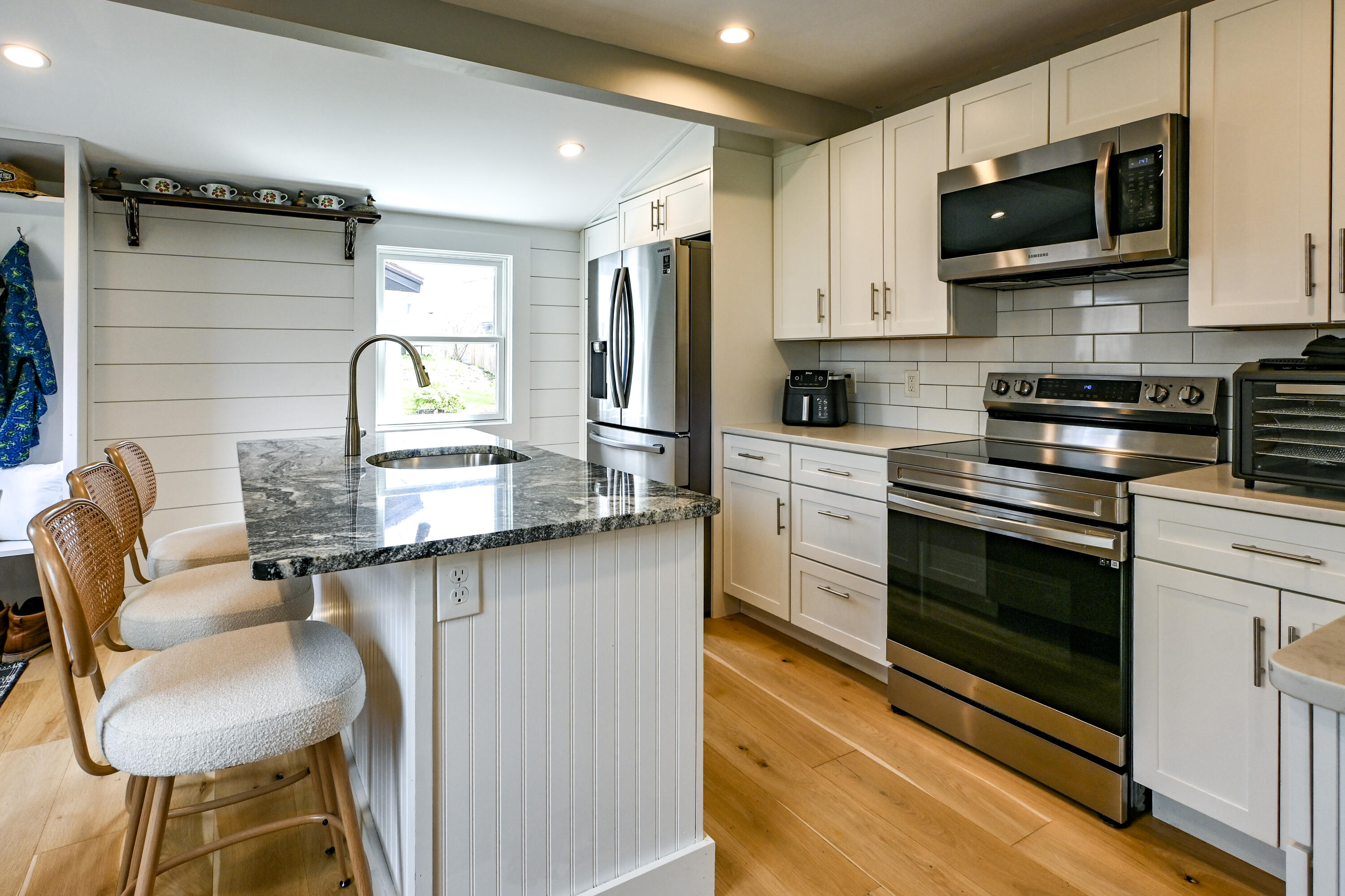 32 Longfellow Drive Cape Elizabeth ME 04107