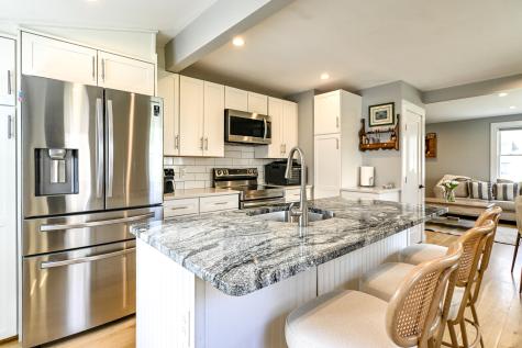 32 Longfellow Drive Cape Elizabeth ME 04107