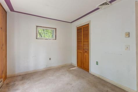 47 Margaret Street Naples ME 04055