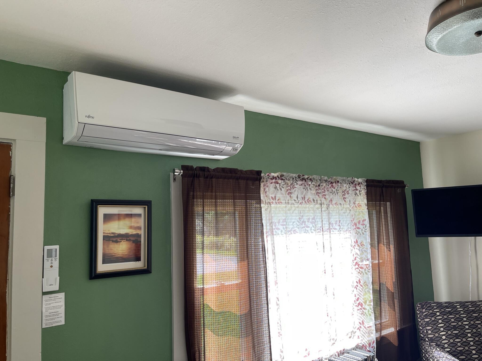 21 S Bay Road Franklin ME 04634