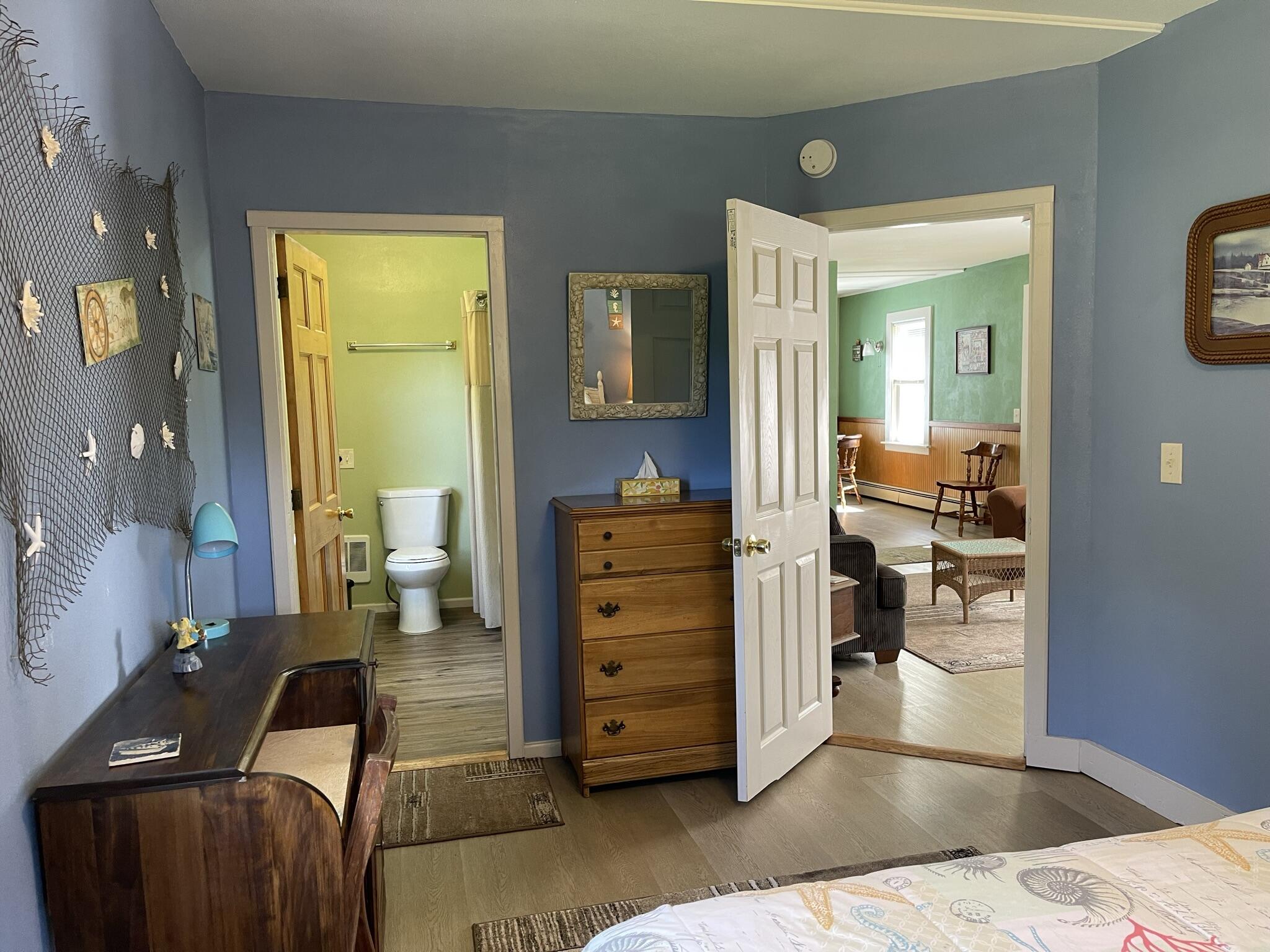 21 S Bay Road Franklin ME 04634