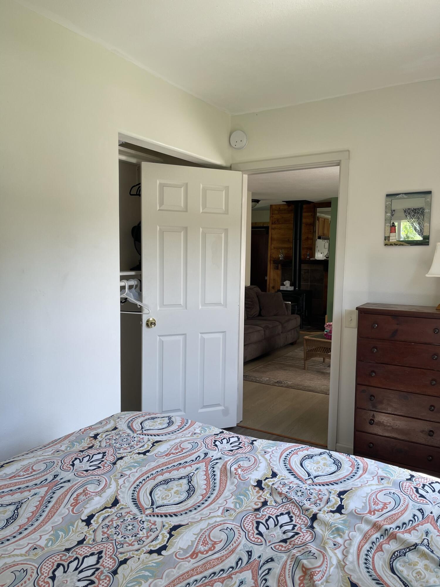 21 S Bay Road Franklin ME 04634