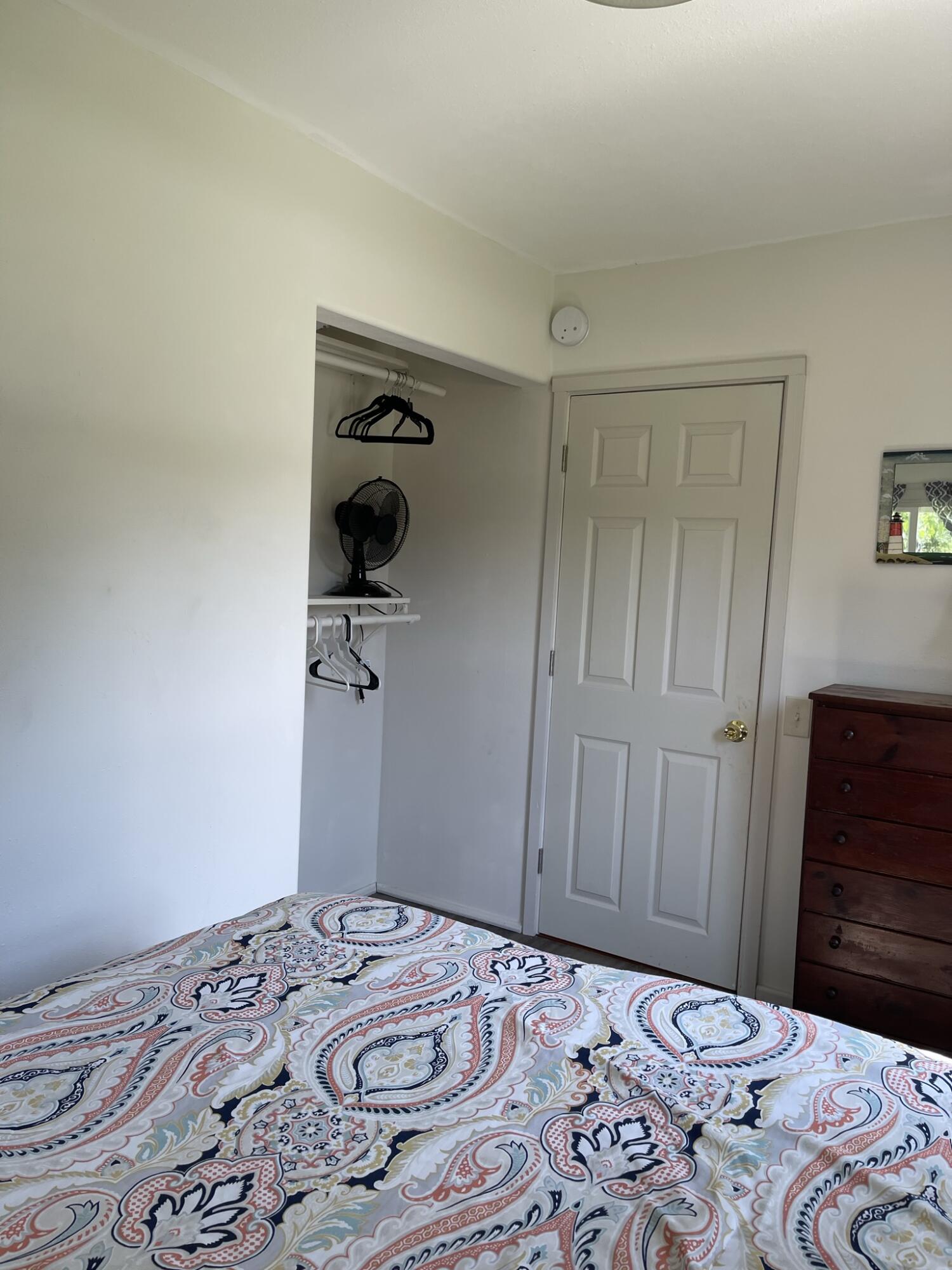 21 S Bay Road Franklin ME 04634