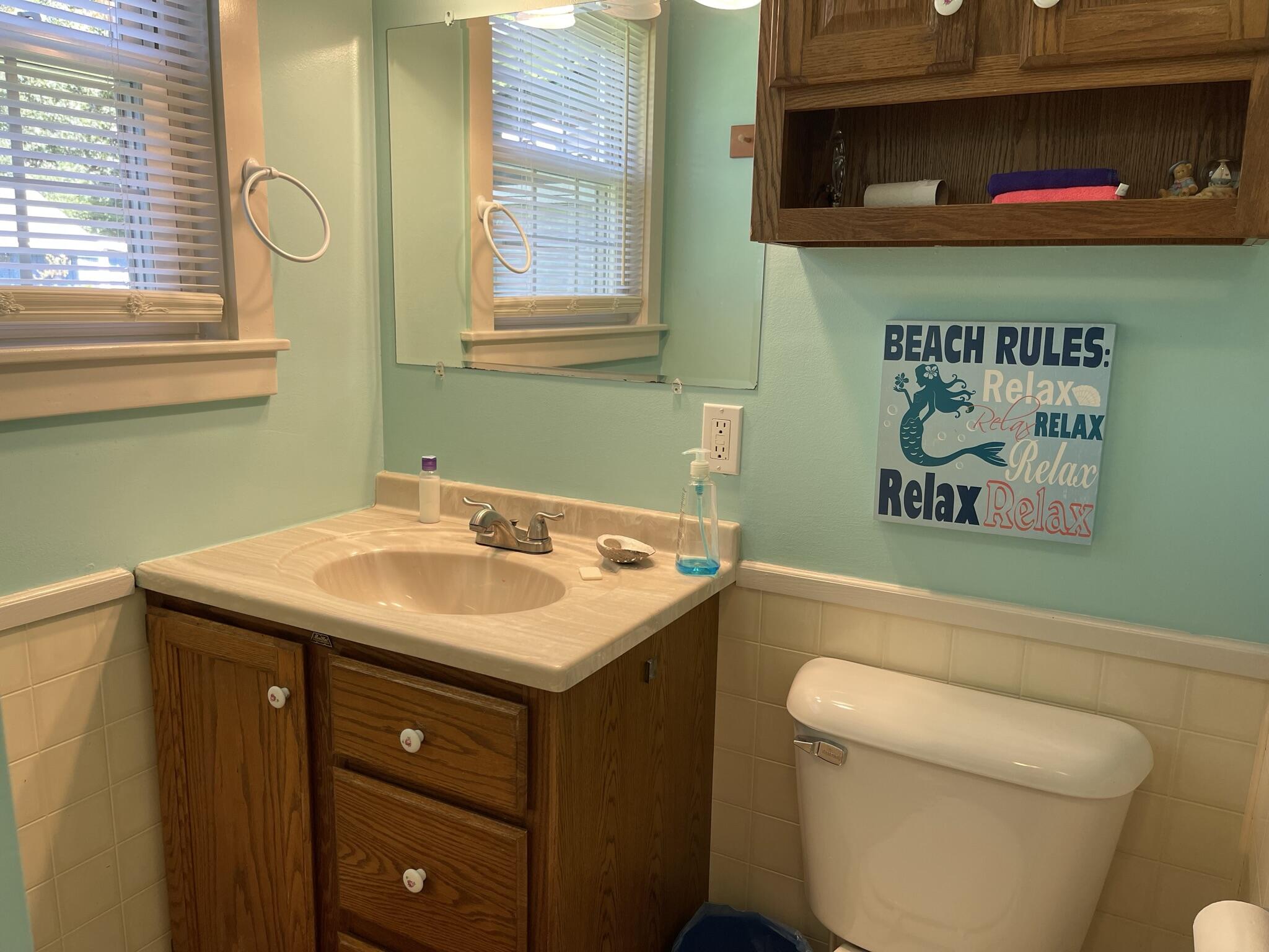 21 S Bay Road Franklin ME 04634