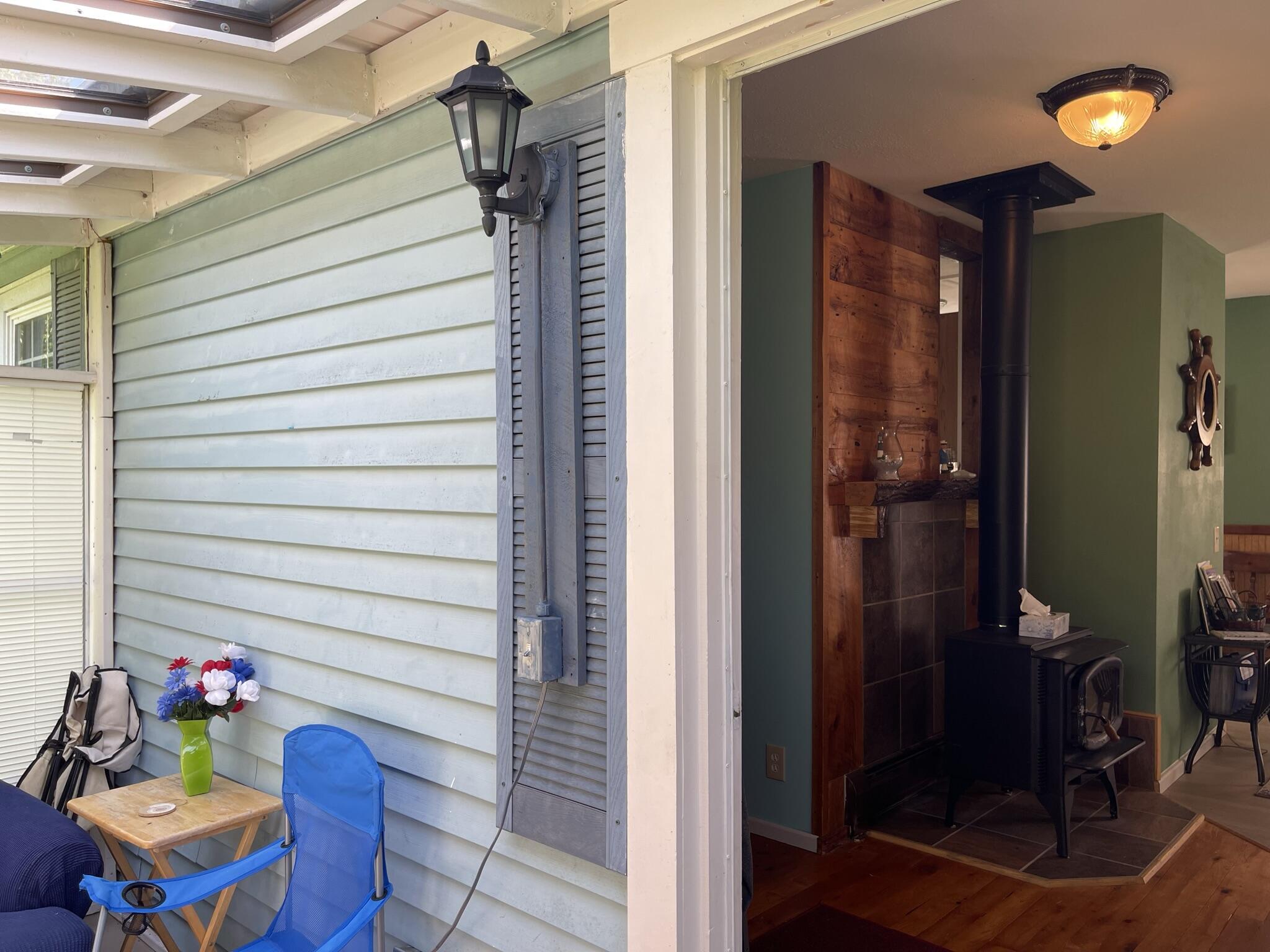 21 S Bay Road Franklin ME 04634