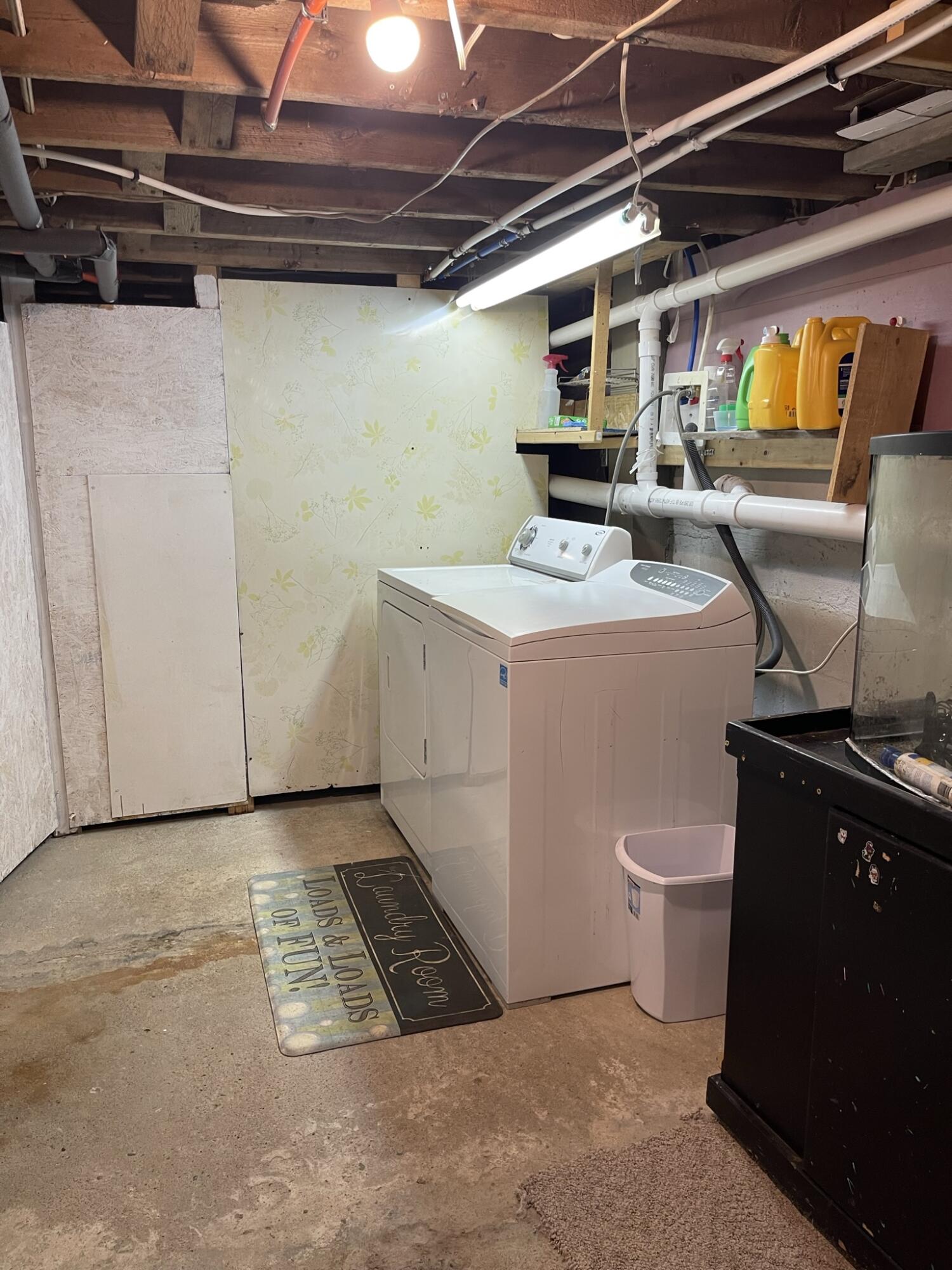 21 S Bay Road Franklin ME 04634