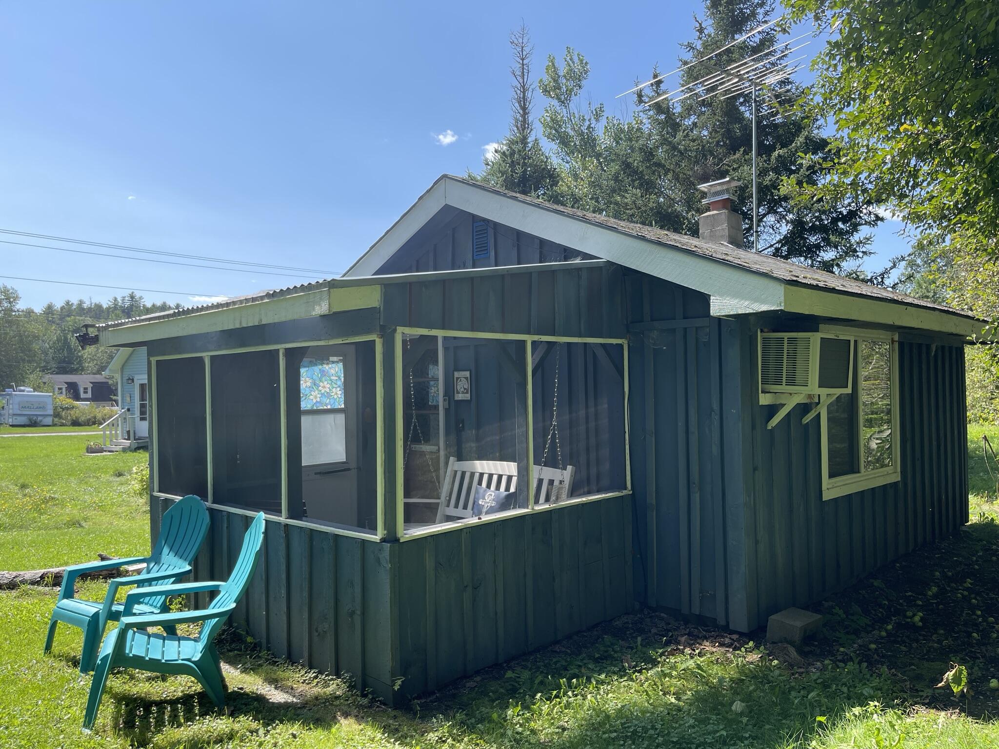 21 S Bay Road Franklin ME 04634