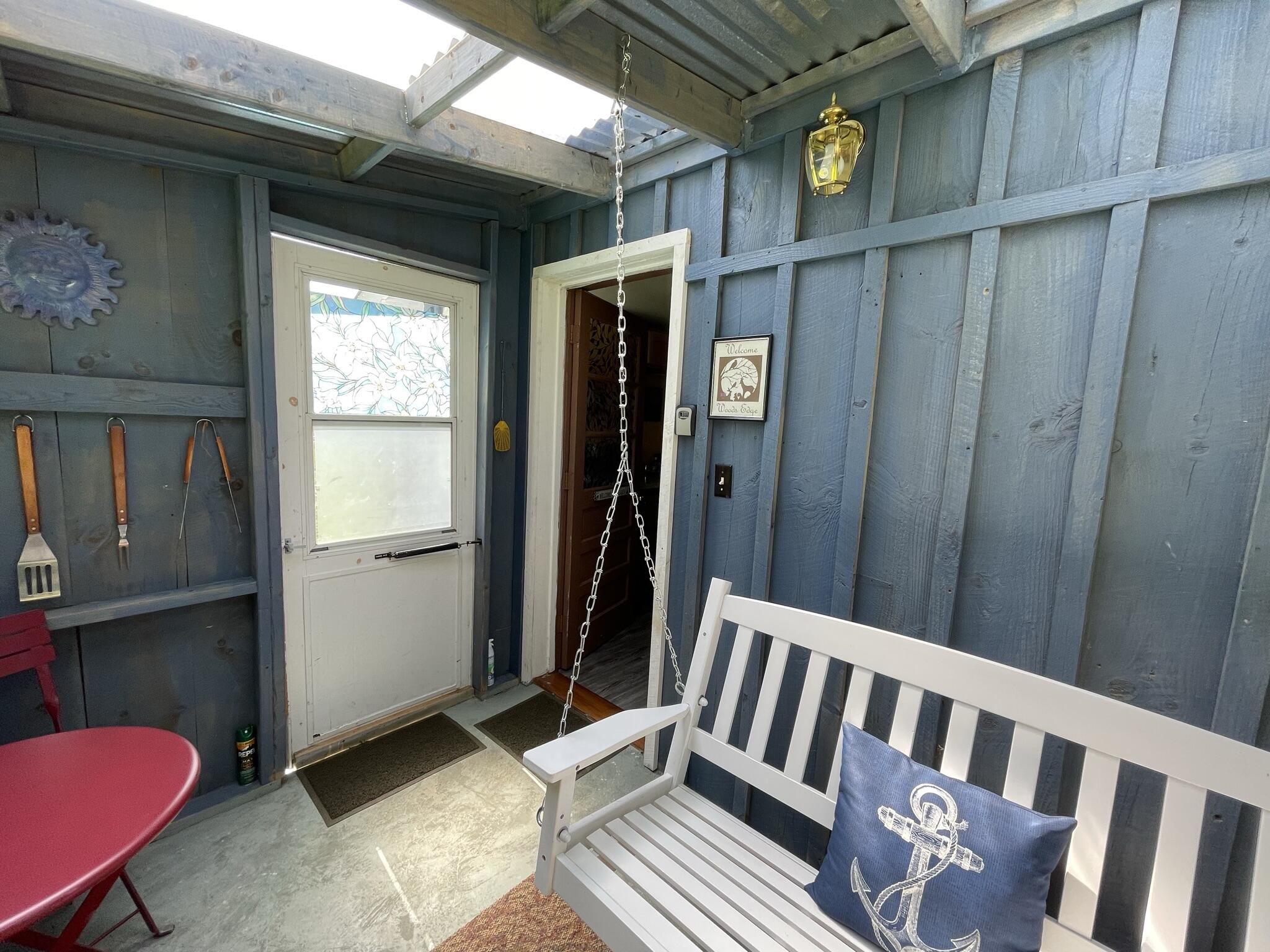 21 S Bay Road Franklin ME 04634