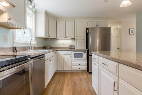 56 Woods Circle Road Yarmouth ME 04096