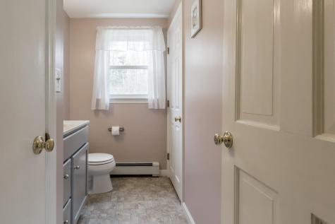 56 Woods Circle Road Yarmouth ME 04096