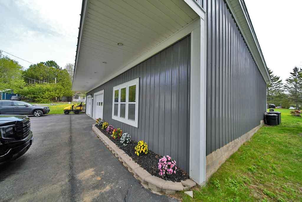 7 Lane Avenue Houlton ME 04730