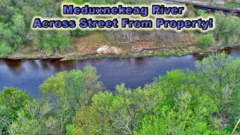 7 Lane Avenue Houlton ME 04730