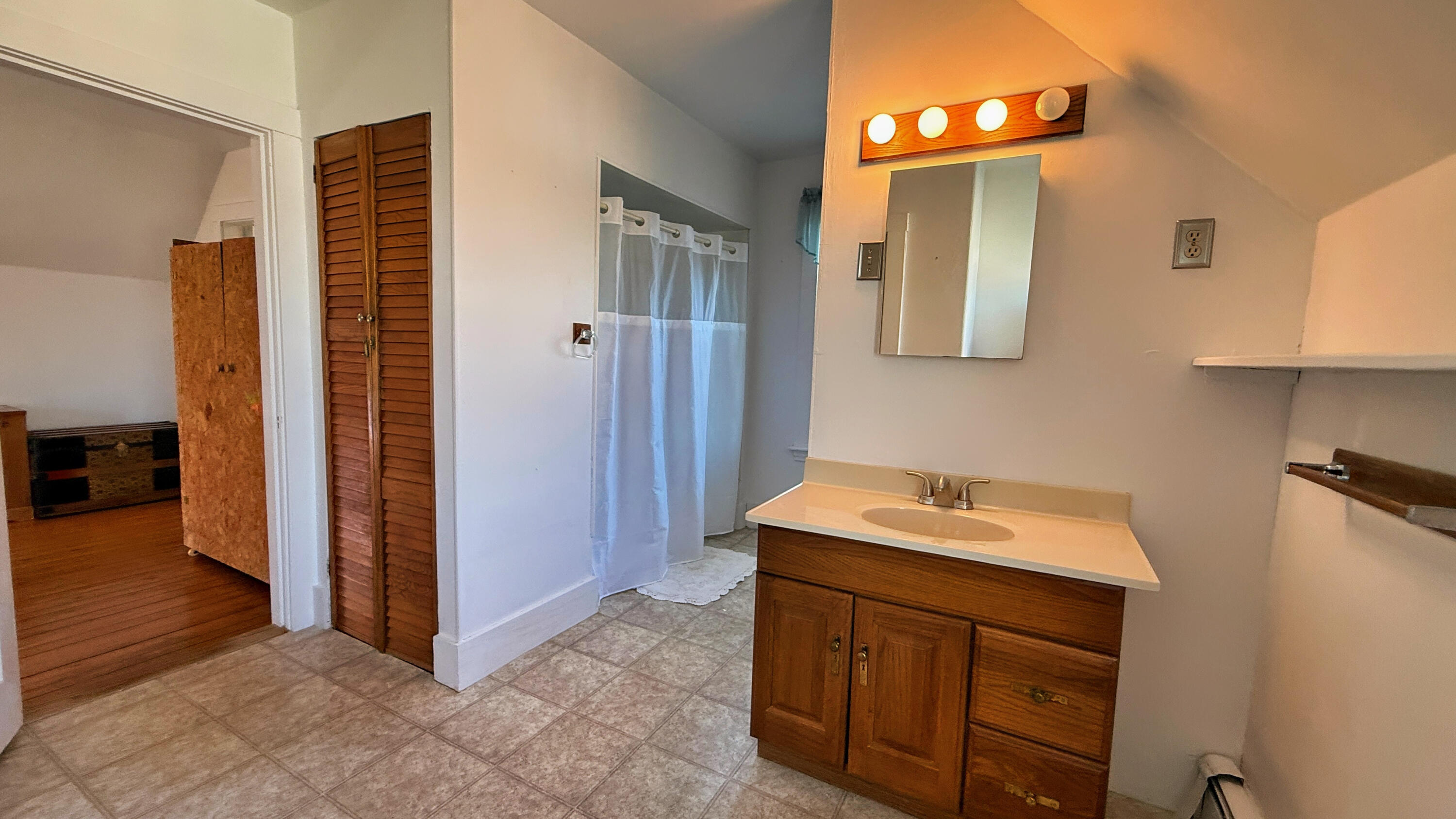 35 Washington Street Lubec ME 04652