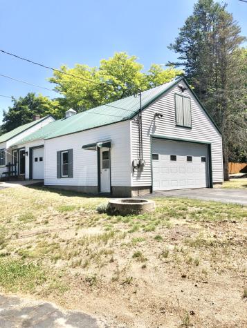 22 Carter Street Norway ME 04268