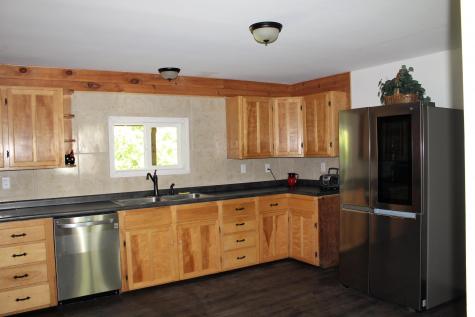811 Woodman Hill Road Minot ME 04258