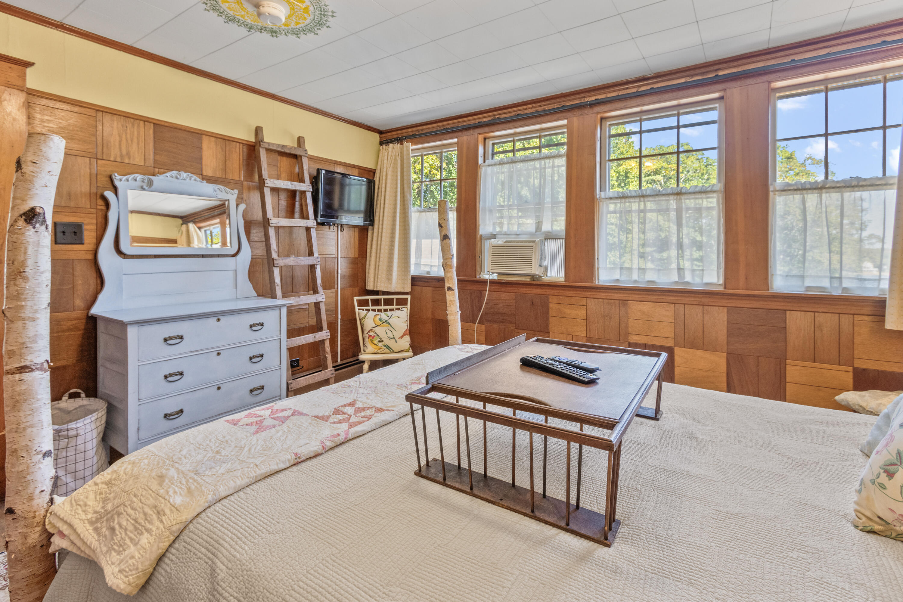 527 Pool Street Biddeford ME 04005