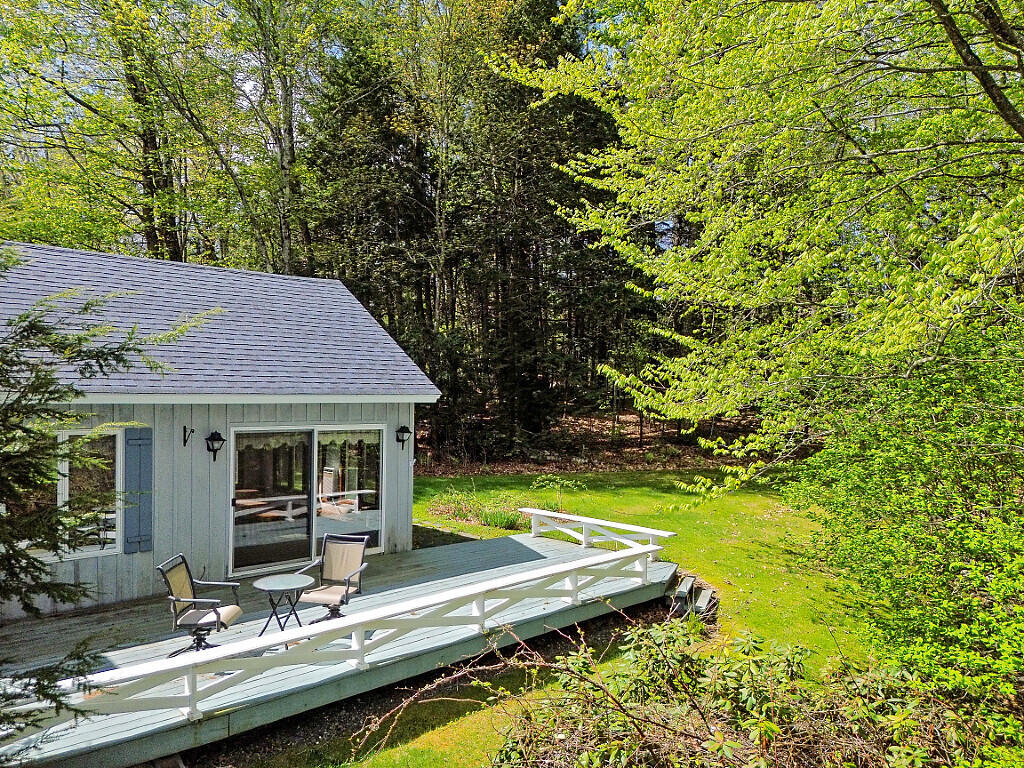 66 Brickett Point Estates Oakland ME 04963