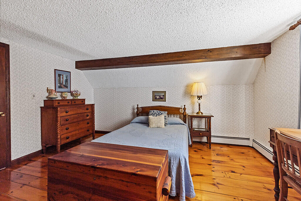 66 Brickett Point Estates Oakland ME 04963