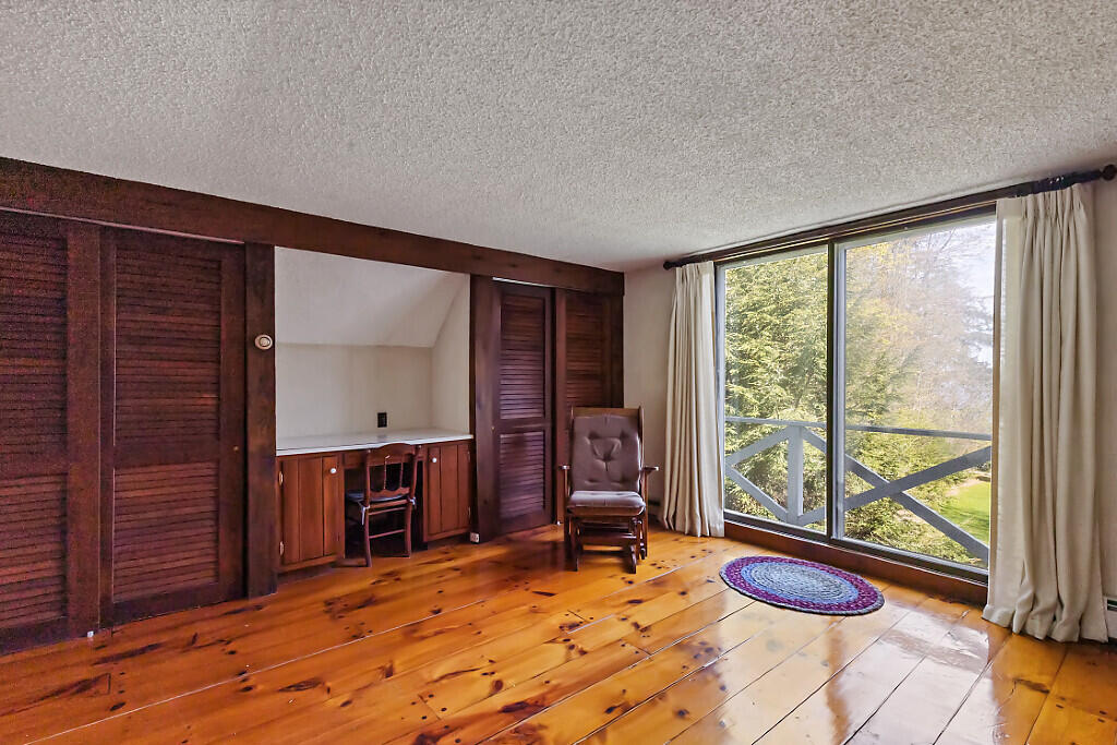 66 Brickett Point Estates Oakland ME 04963