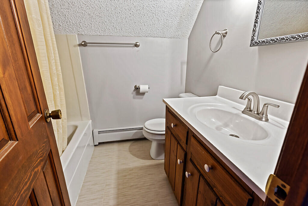 66 Brickett Point Estates Oakland ME 04963